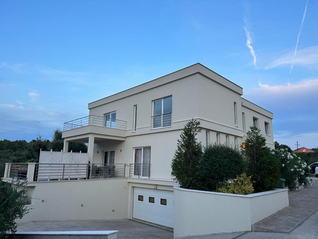 Villa Kora - Luxury Holiday Apartments Lumbarda Luaran gambar